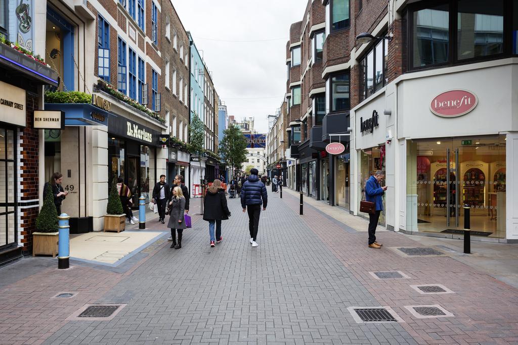 Veeve - Sophisticated Soho Apartment London Ngoại thất bức ảnh