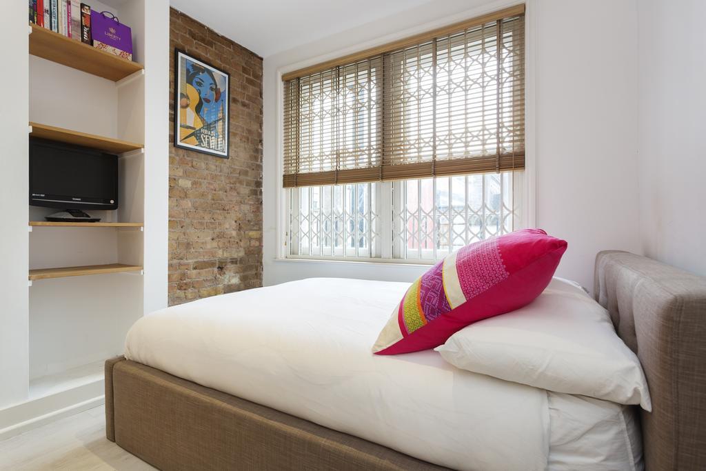 Veeve - Sophisticated Soho Apartment London Ngoại thất bức ảnh