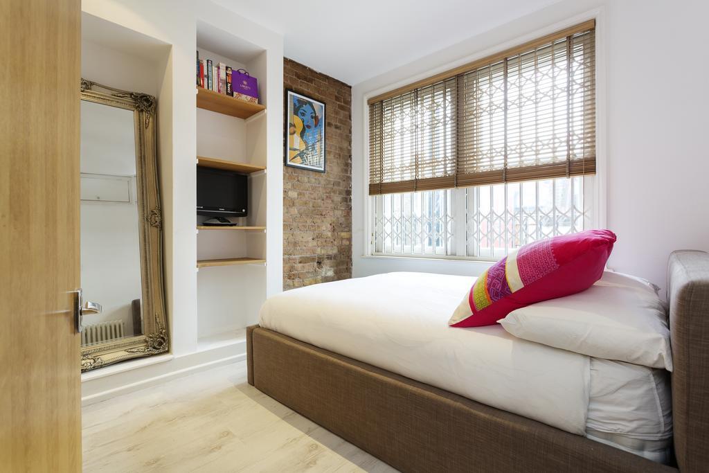 Veeve - Sophisticated Soho Apartment London Ngoại thất bức ảnh